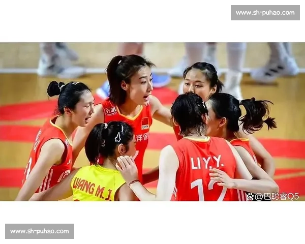 中国女排迎战泰国女排 激烈对决背后的团队拼搏与战略较量